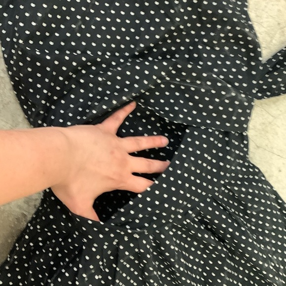 Club Monaco Black polka dot and White Pleated Midi Dress - Picture 5 of 6